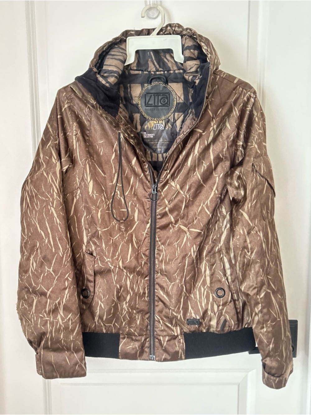 L1TA Premium Women's Sz M Brown Waterproof Snowboard Insulated Hooded Jacket